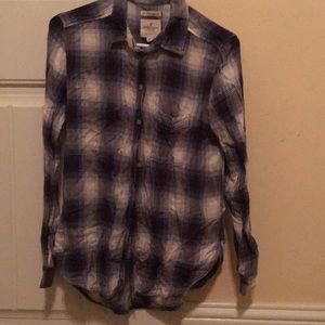 AEO button up